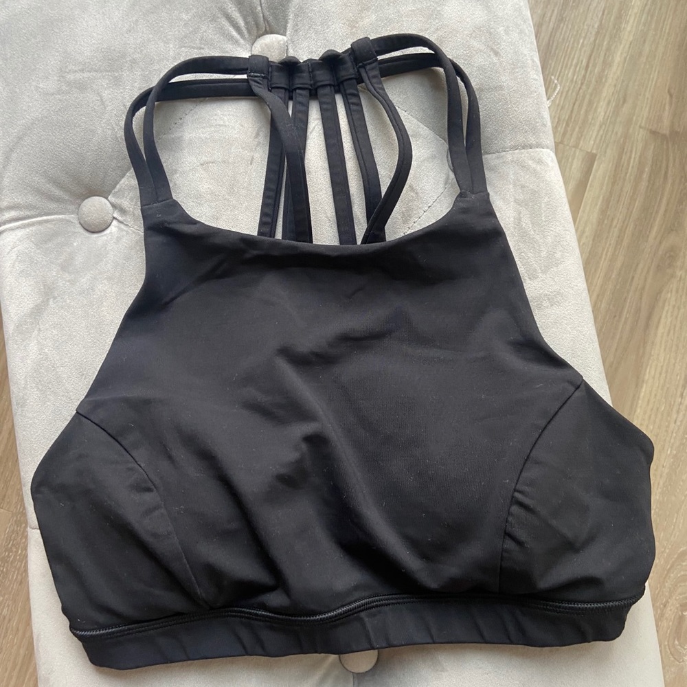 Lululemon sports bra